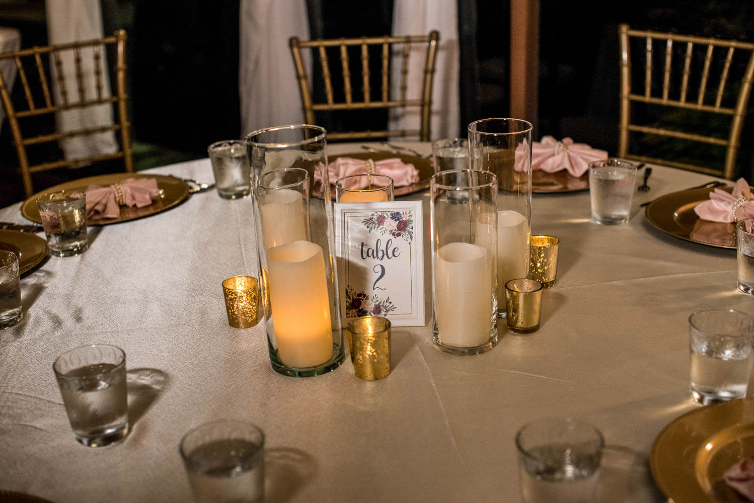 Table numbers with white frame and floral design